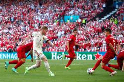 华体会官方平台下载-关于丹麦横扫美国，德布劳内统治全场的信息