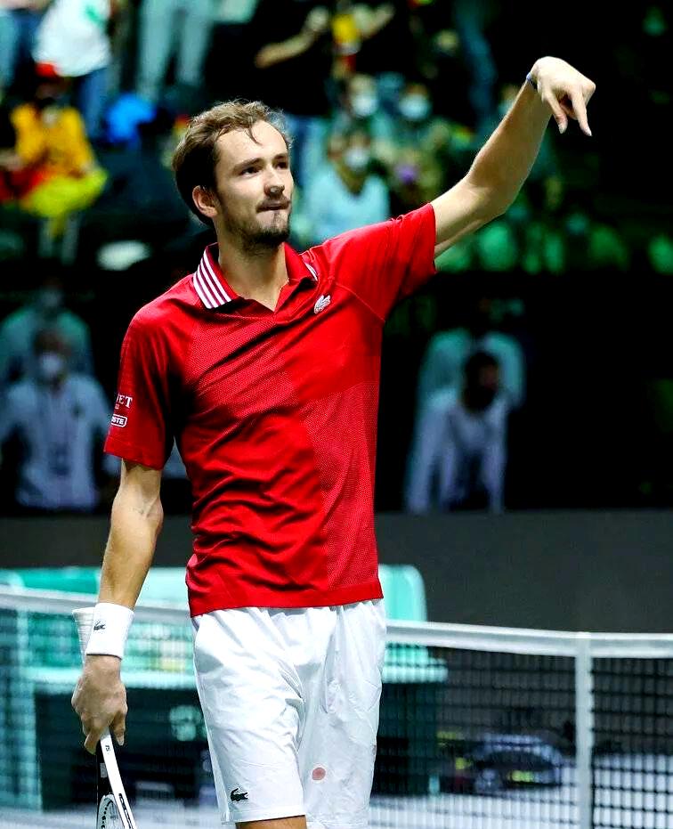 戴维斯杯轻取法网，梅德韦杰夫高光表现的简单介绍