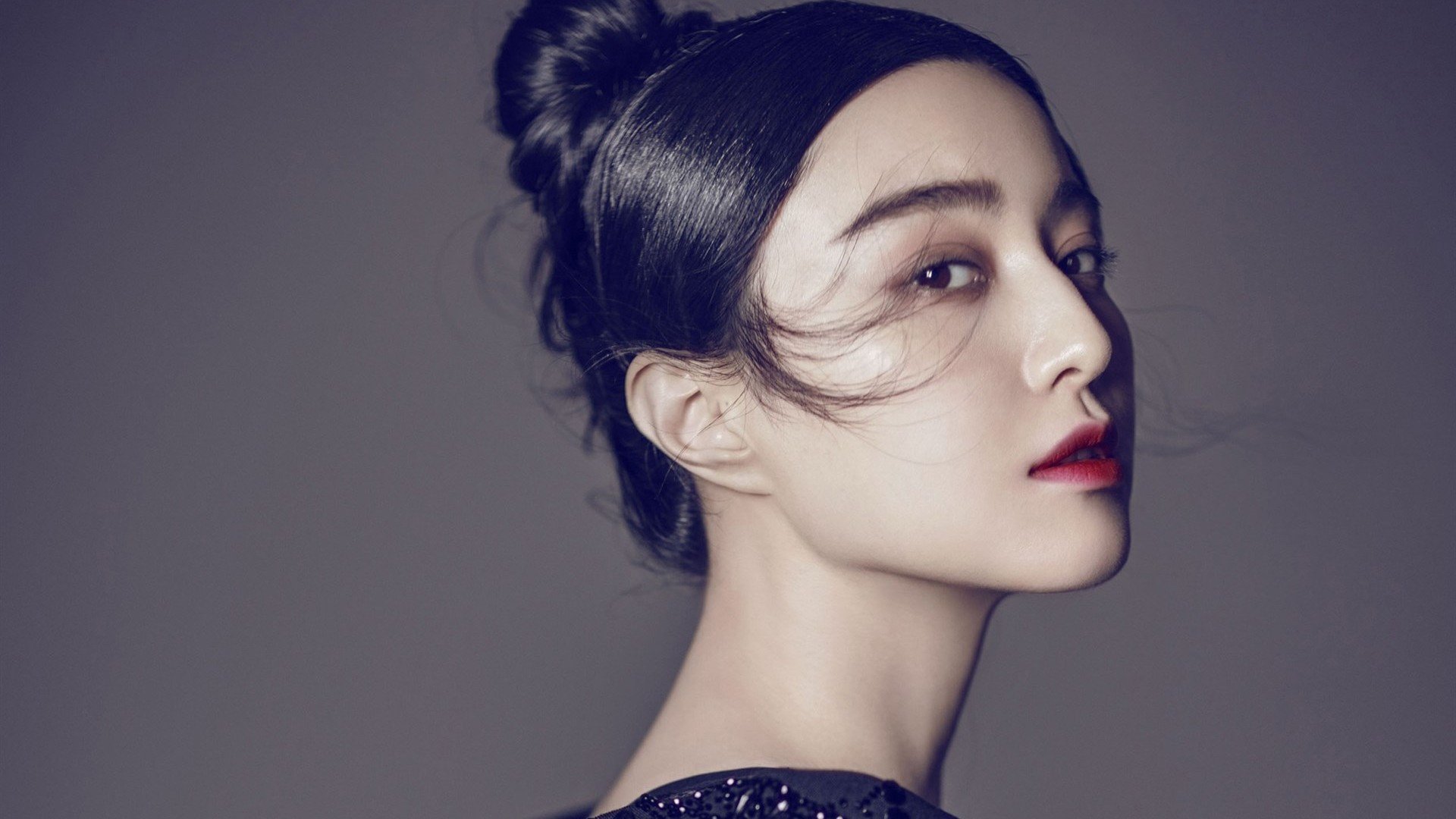 巴林之夜,爱德华兹的战术棋局如何重新定义F1揭幕战